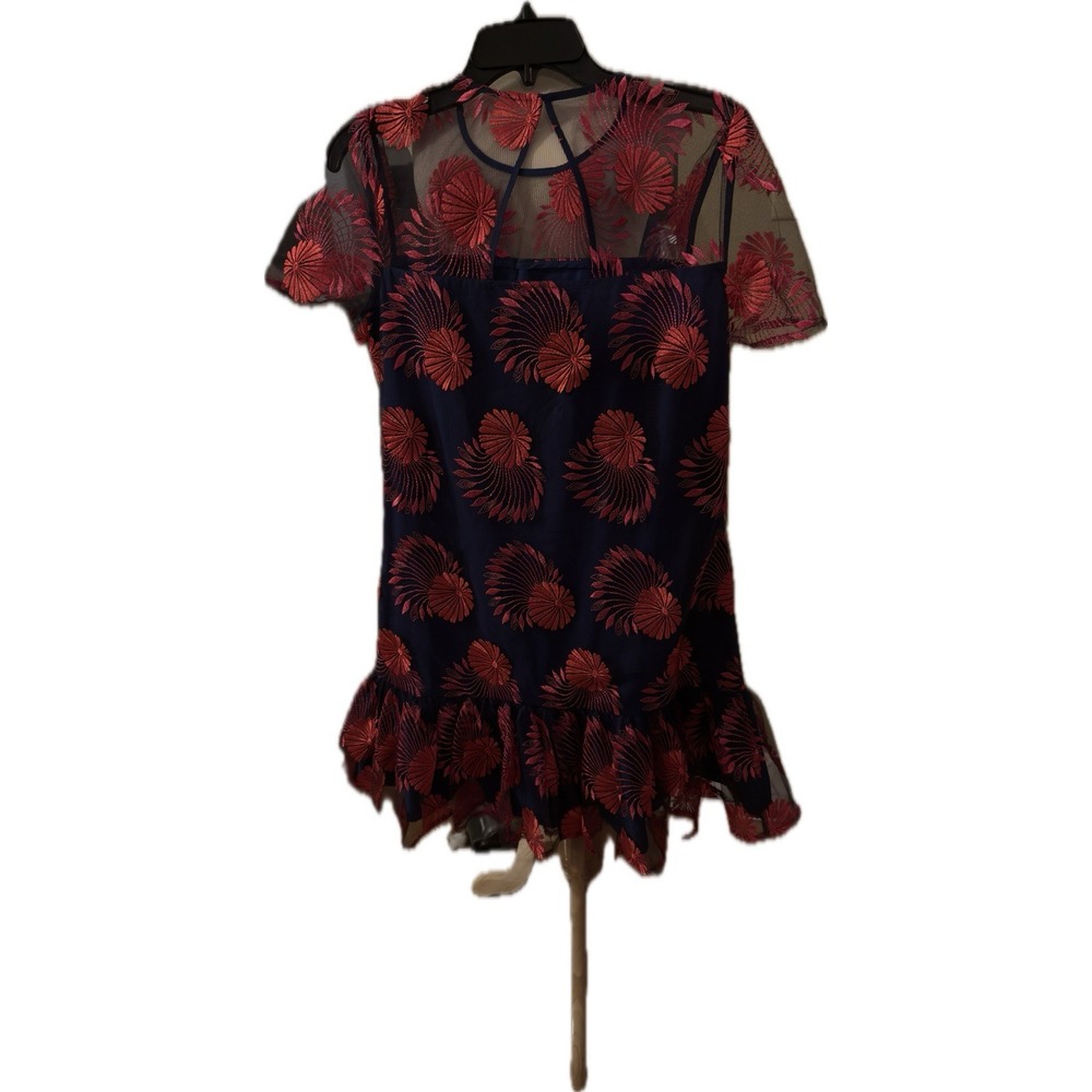 Trina Turk Embroidered Mesh Floral Sheer Sleeve Sheath Dress Size 4 Valentines - Picture 6 of 6